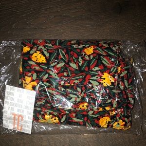 Lula Roe TC Floral Patterned Leggings